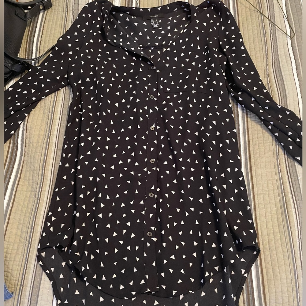 Long shirt black and white